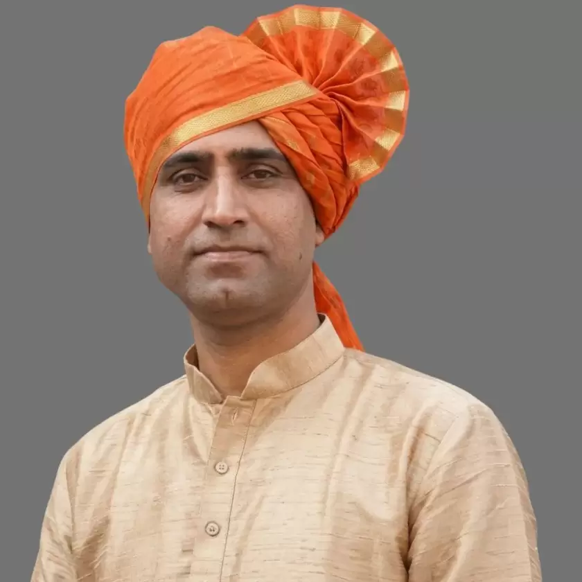 दीपक शर्मा
